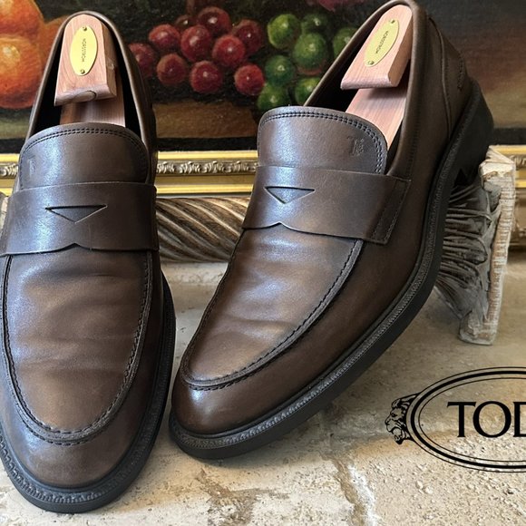 TOD's Brown Loafer - Picture 1 of 3